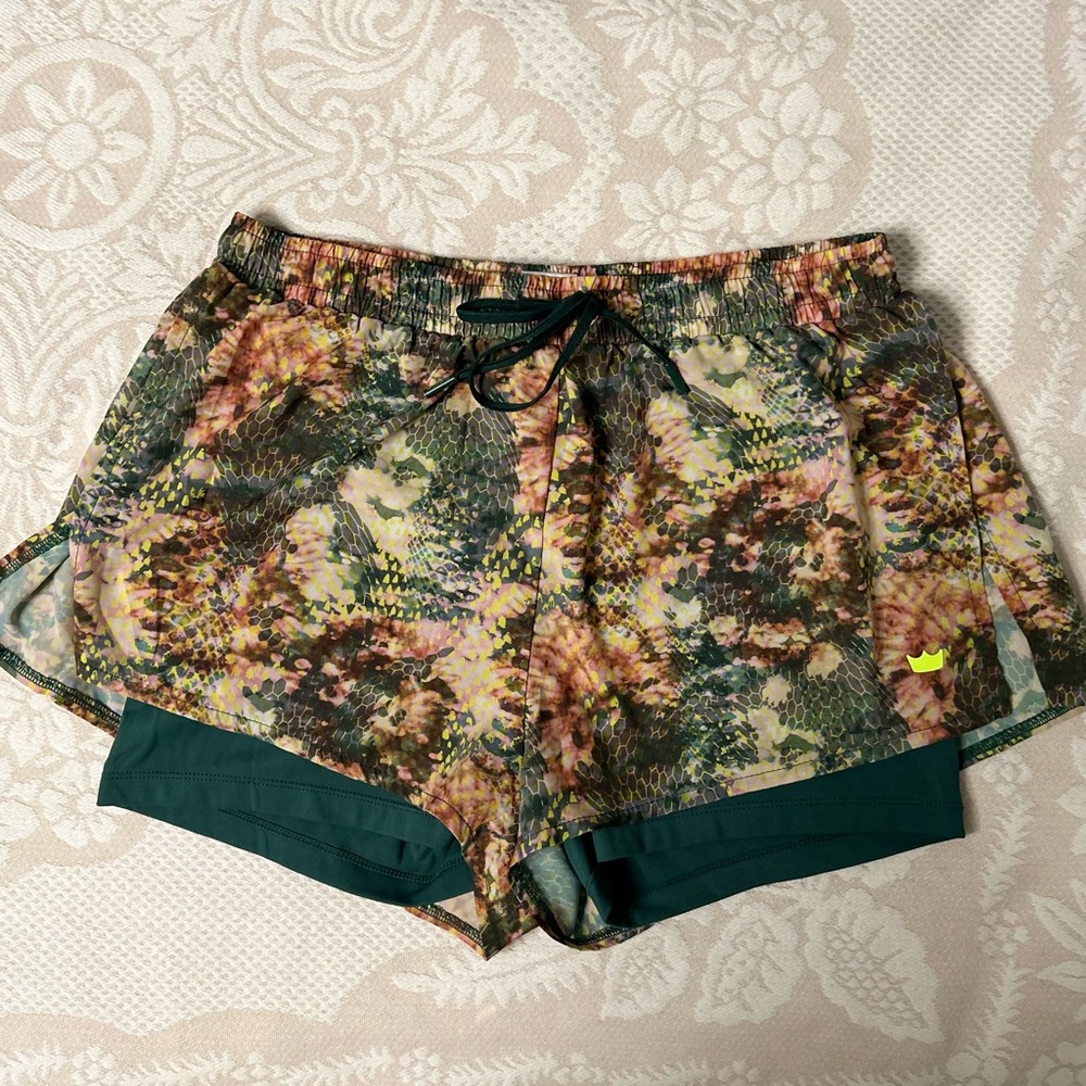SHEFIT Camouflage Pattern Athletic Shorts